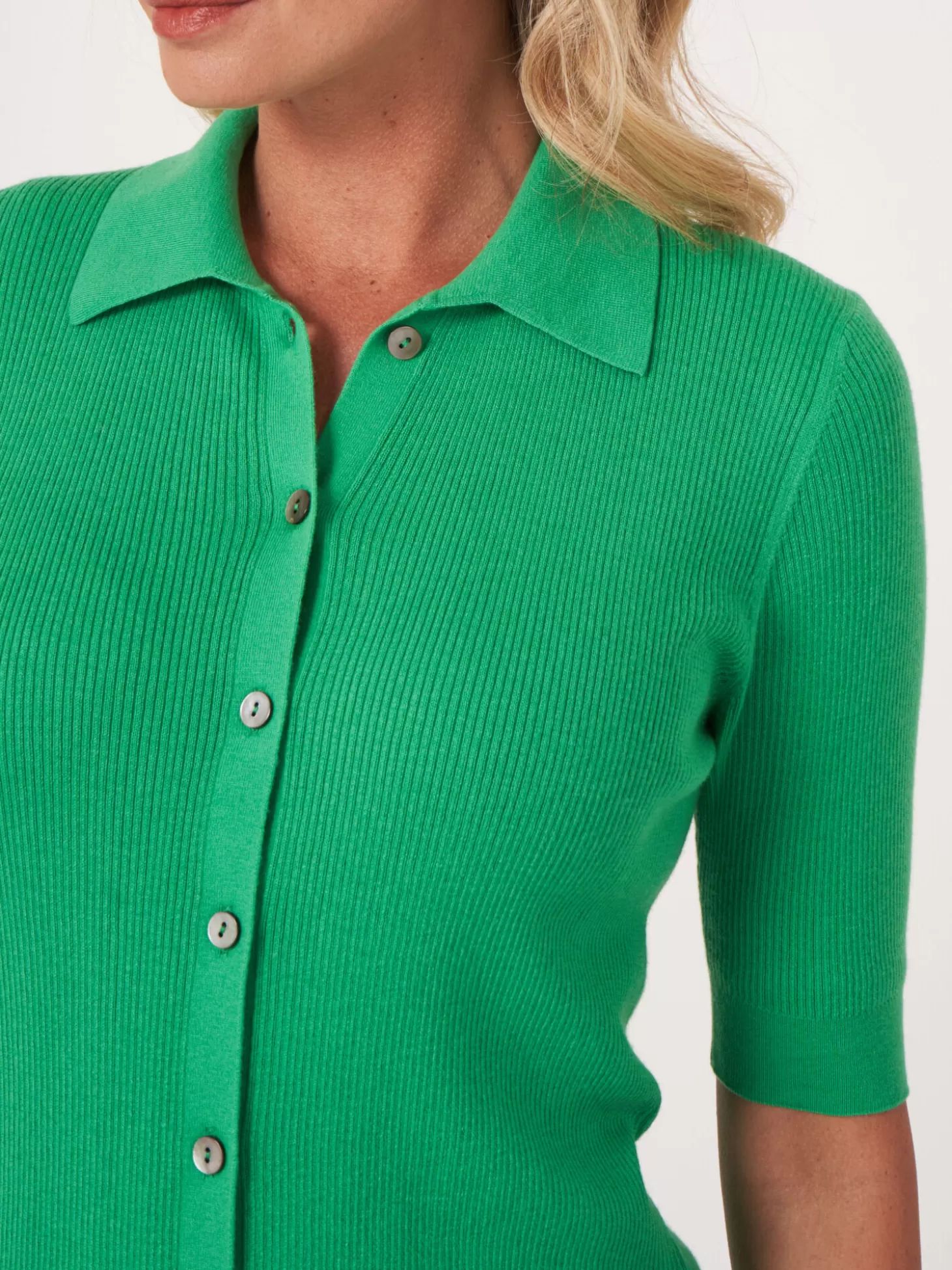 REPEAT cashmere Cardigan A Manches Courtes Et Col Polo En Maille Cotele Super Fine Basil Store