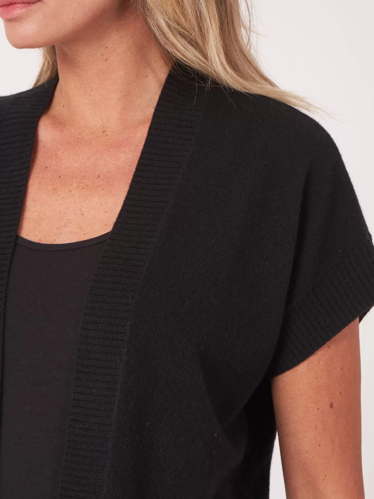 REPEAT cashmere Cardigan Court Et Ouvert A Col V Sur Le Dos Black Cheap